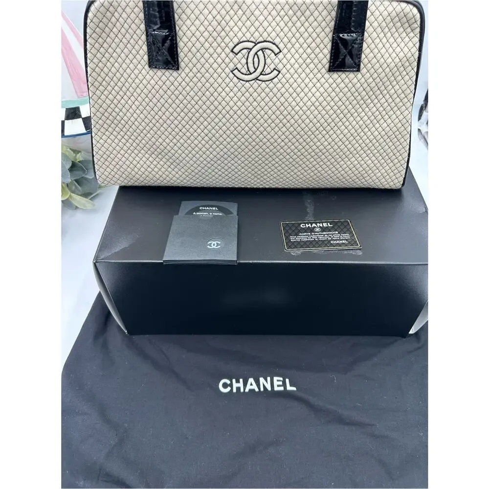 Women's Chanel vintage quilted CC bowling bag made in Italy NWT
